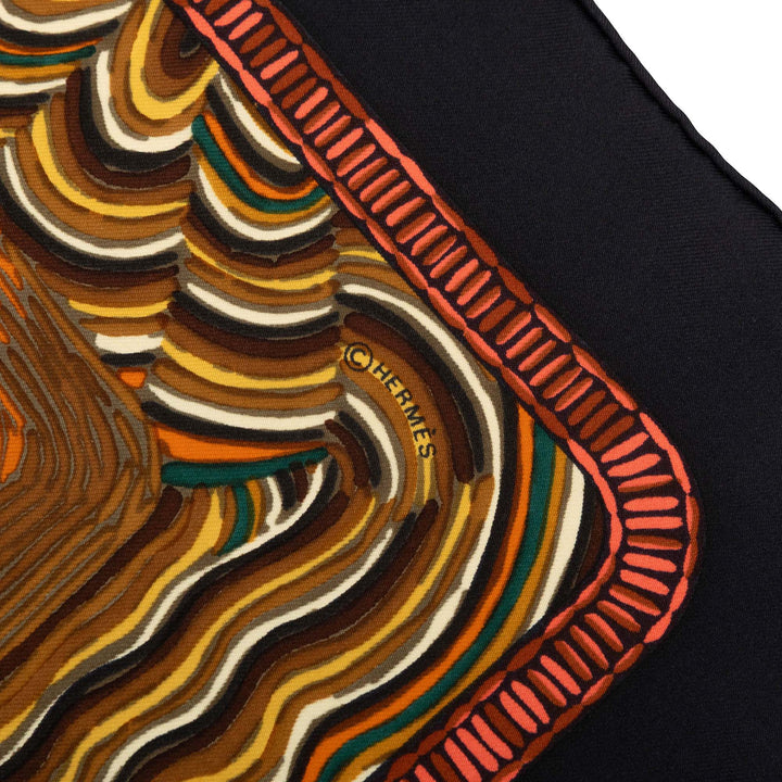 Hermès Marine Naive Foulard 90 Marron – vue 6 – GABY PARIS