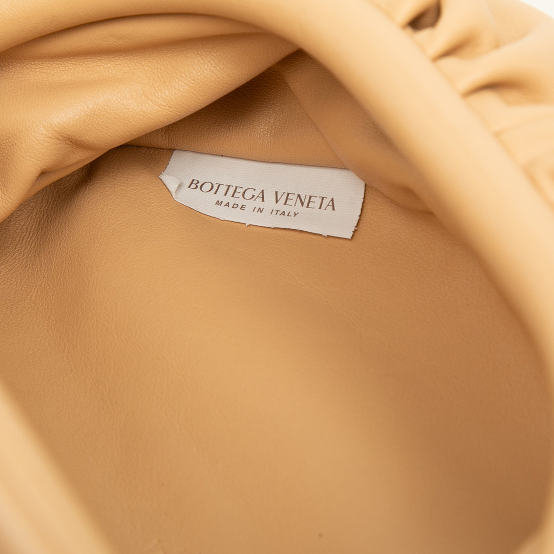 Bottega Veneta Pochette Ceinture Chaîne Cuir d'agneau Beige – vue 5 – GABY PARIS