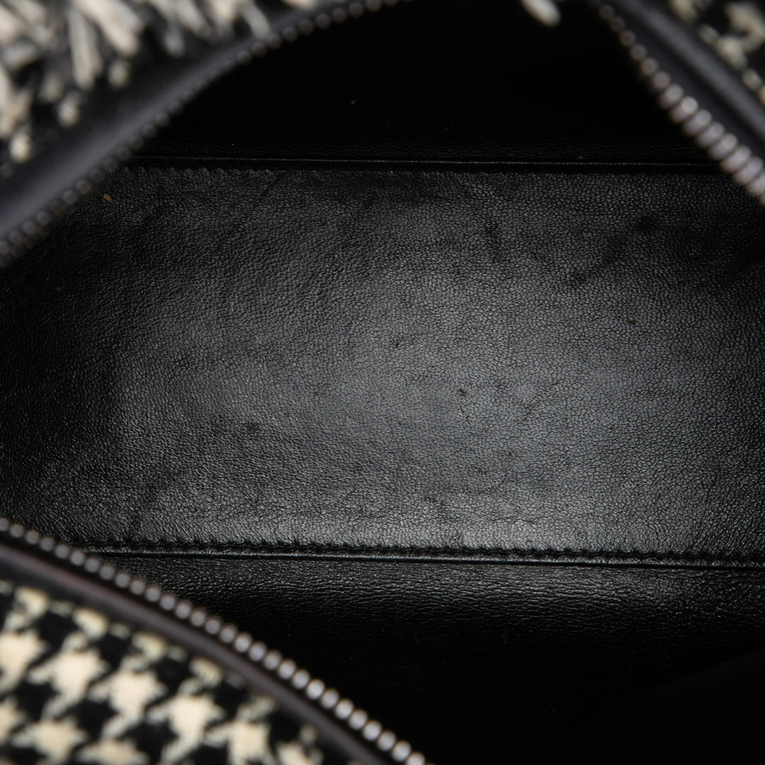 Dior Fringe Houndstooth Lady Dior Moyen Tweed Noir – vue 4 – GABY PARIS