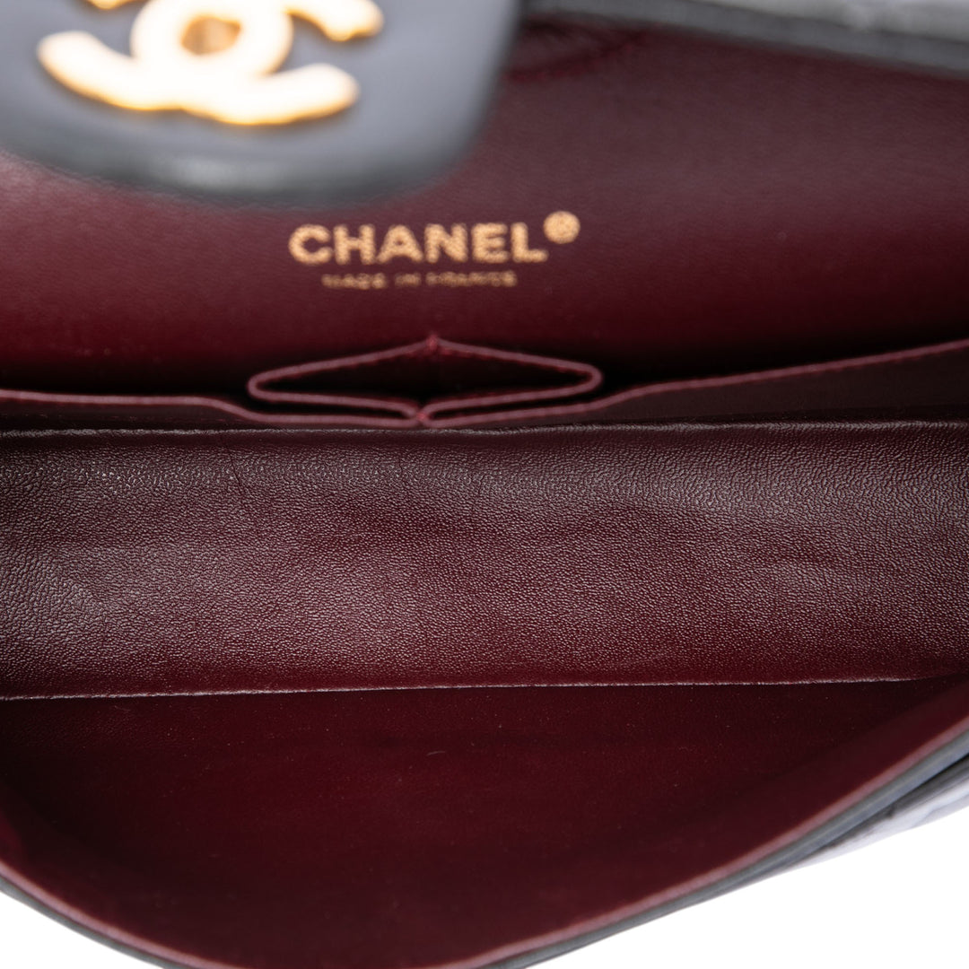 Chanel Classic Double rabat Moyen Cuir d'agneau Noir – vue 4 – GABY PARIS
