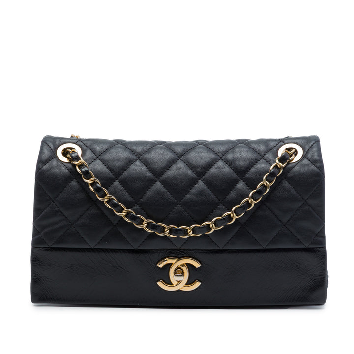 Chanel Medium Matelassé Cuir de veau Soft Elegance à rabat