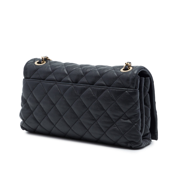 Chanel Medium Matelassé Cuir de veau Soft Elegance à rabat
