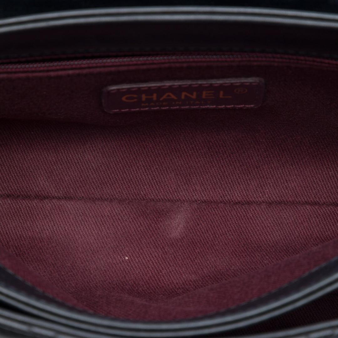 Chanel Medium Matelassé Cuir de veau Soft Elegance à rabat