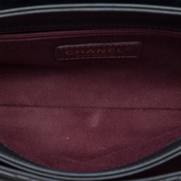 Chanel Medium Matelassé Cuir de veau Soft Elegance à rabat