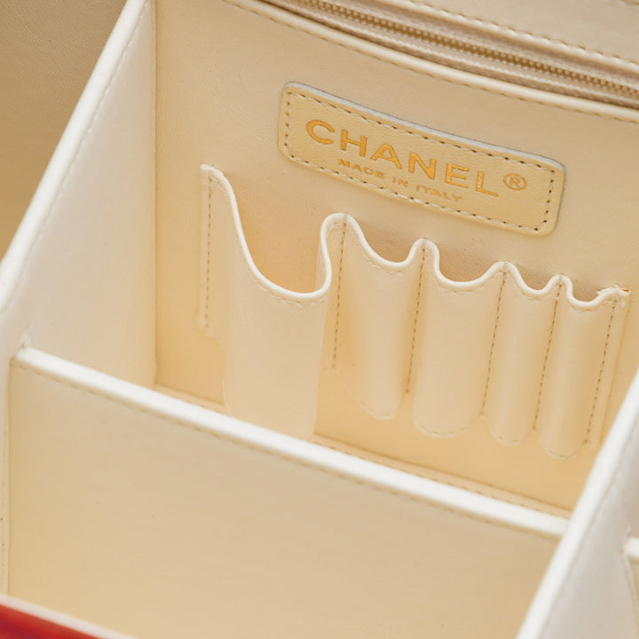 Chanel CC Matelassé Glazed Cuir de veau Rita Vanity