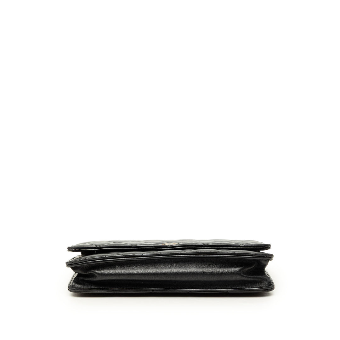 Chanel CC Matelassé Wallet on Chain Cuir d'agneau