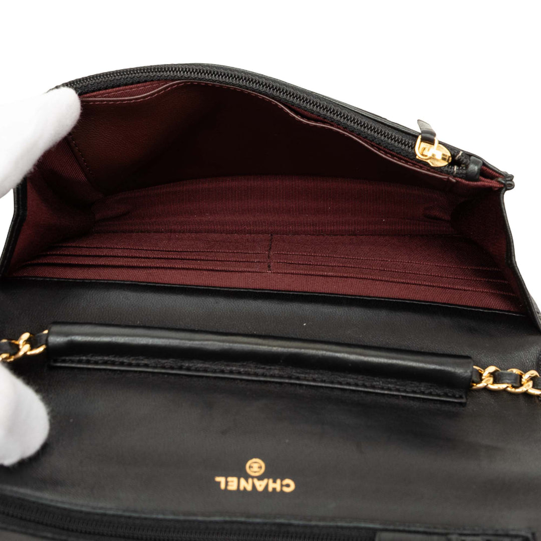 Chanel CC Matelassé Wallet on Chain Cuir d'agneau