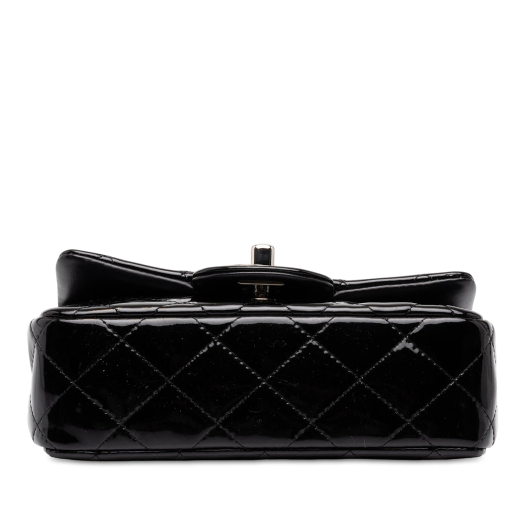 Classic Rectangulaire Rabat simple Extra Mini Noir