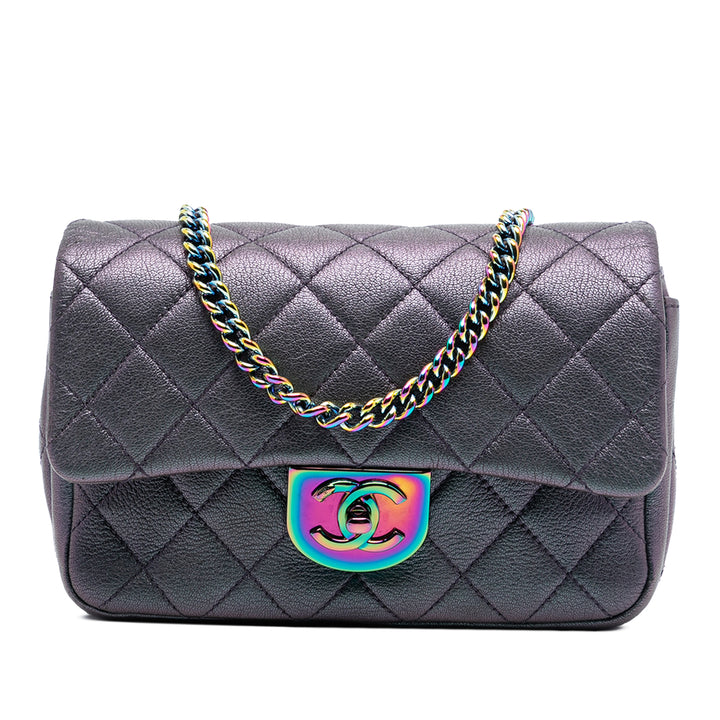 Chanel Small Iridescent Cuir de chèvre Rainbow Hardware Double Carry Waist Chain à rabat