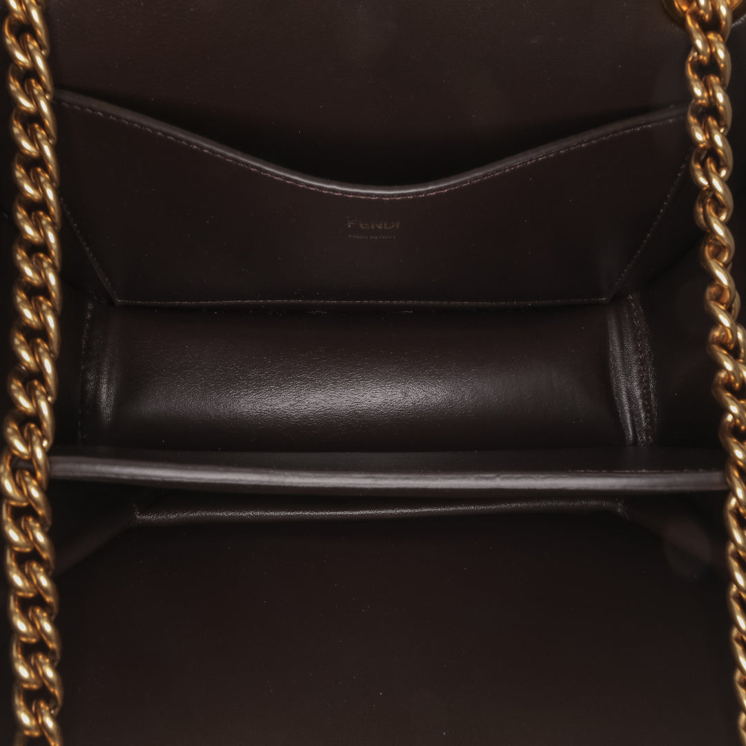 Fendi Cuir de veau Vitello King Nubuck Pequin Karligraphy Pocket Sac bandoulière