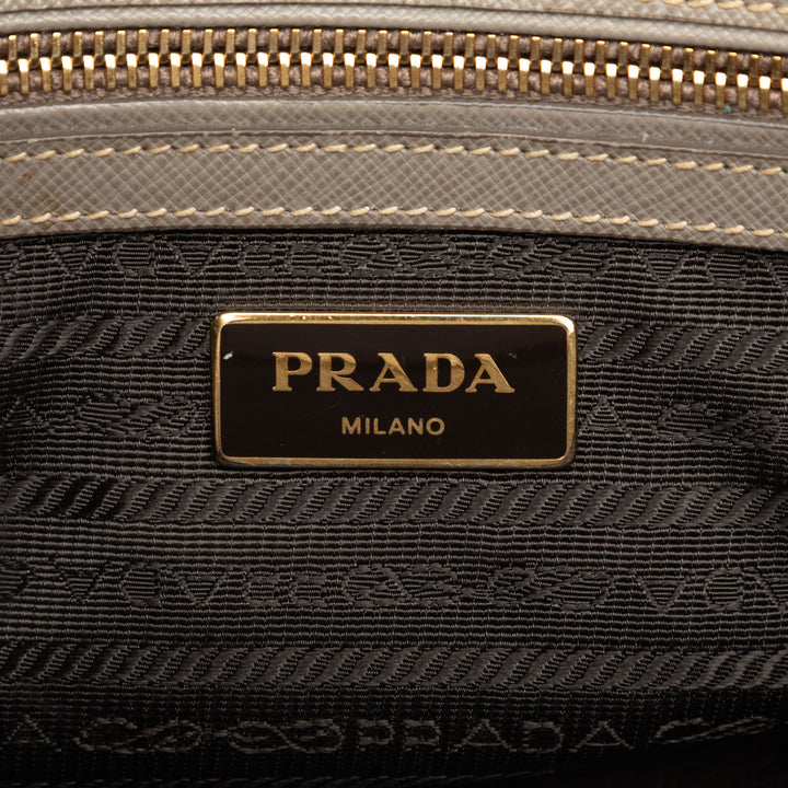 Prada Lux Galleria Double Zippé Sac Mini Saffiano Marron – vue 5 – GABY PARIS