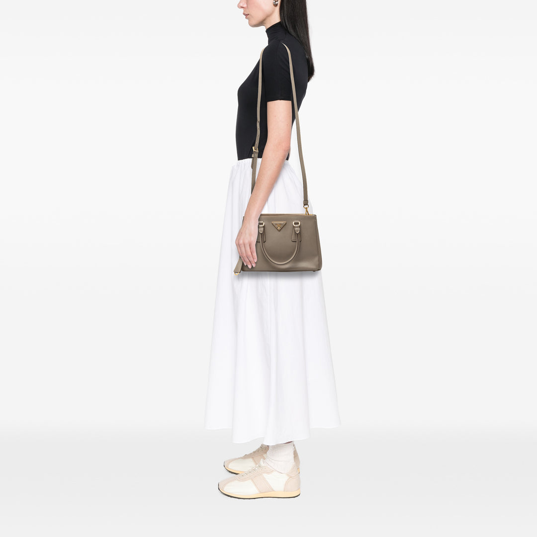Prada Lux Galleria Double Zippé Sac Mini Saffiano Marron – vue 7 – GABY PARIS