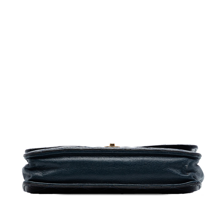 Chanel Matelassé Cuir verni et Cuir de chèvre CC Œillets Wallet on Chain