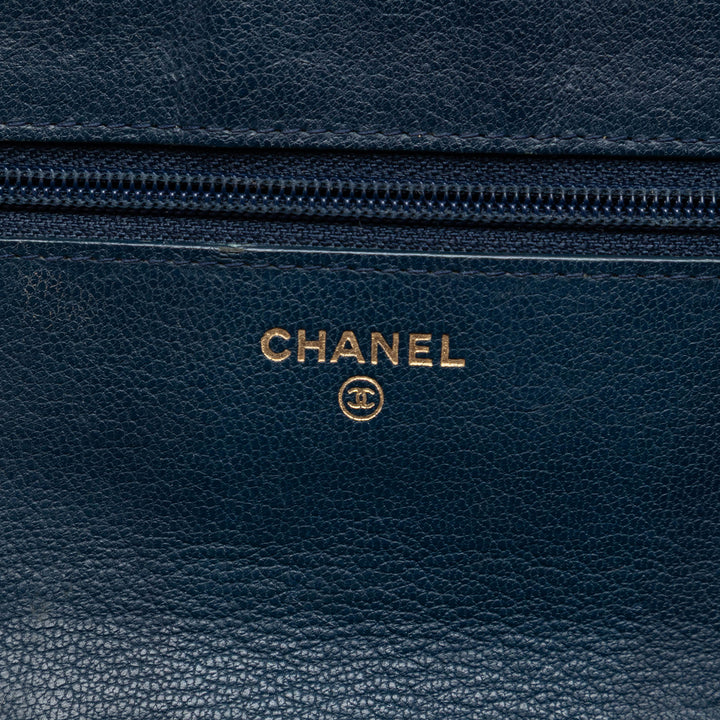 Chanel Matelassé Cuir verni et Cuir de chèvre CC Œillets Wallet on Chain