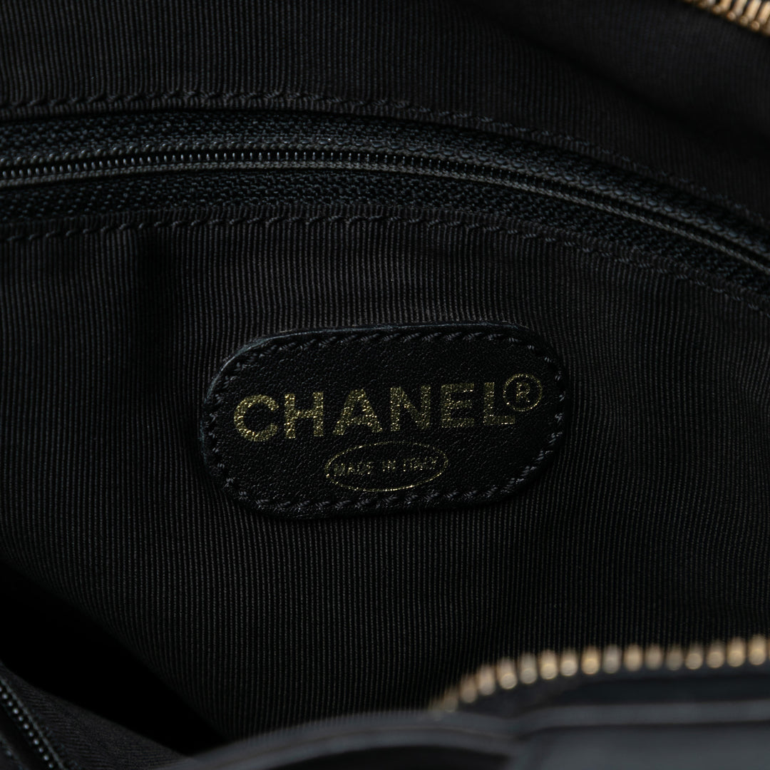 Chanel CC embossé Cabas Cuir