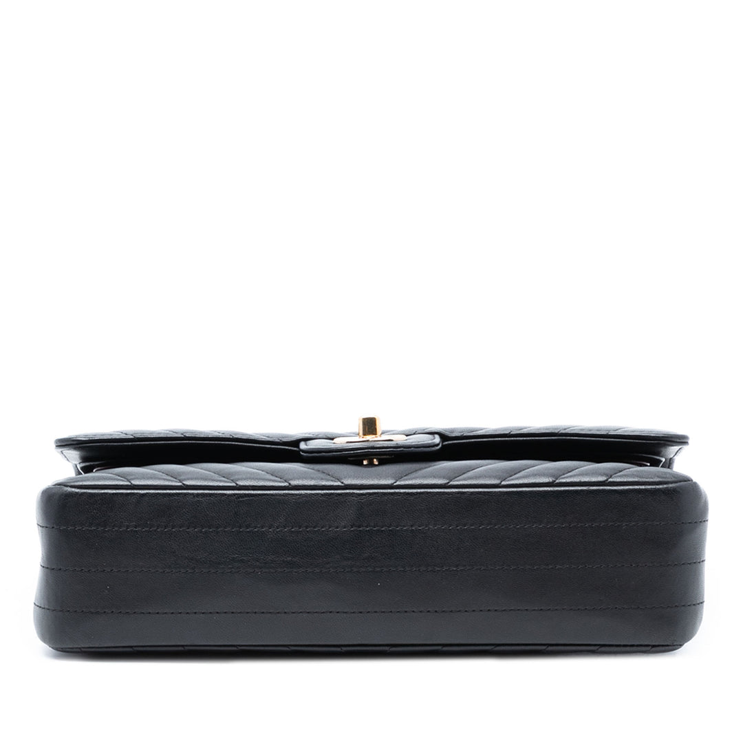 Chanel Medium Classic Chevron Cuir d’agneau Double rabat