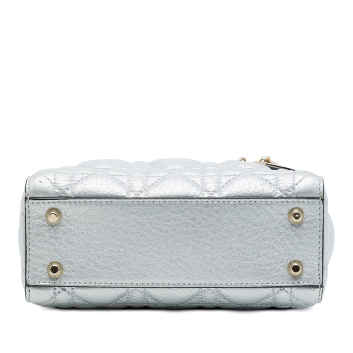 Dior Lady Dior Métallisé Cannage Souple Mini Cuir de veau Argenté – vue 3 – GABY PARIS
