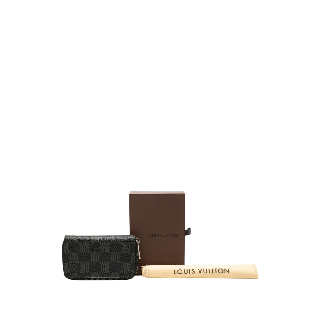 Louis Vuitton Porte-monnaie Zippy Damier Graphite Noir – vue 7 – GABY PARIS