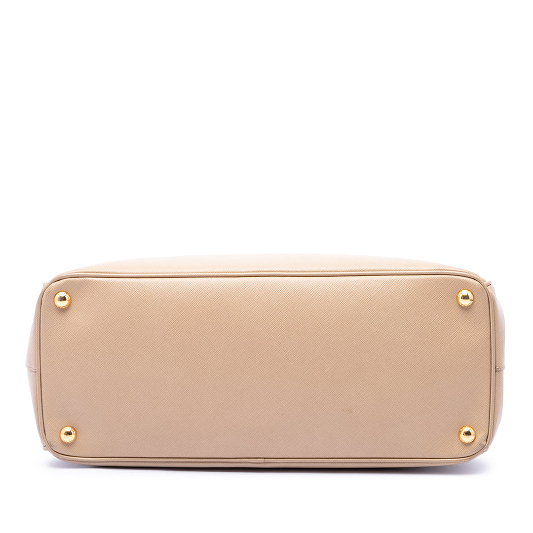 Prada Cabas Lux Parabole Saffiano Beige – vue 3 – GABY PARIS