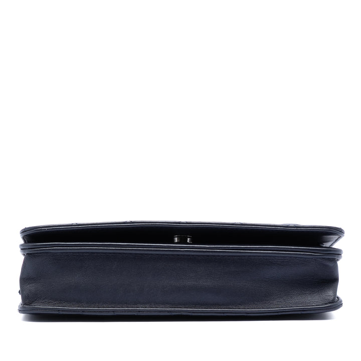 Chanel CC Matelassé Cuir d’agneau Perle Strap Wallet on Chain