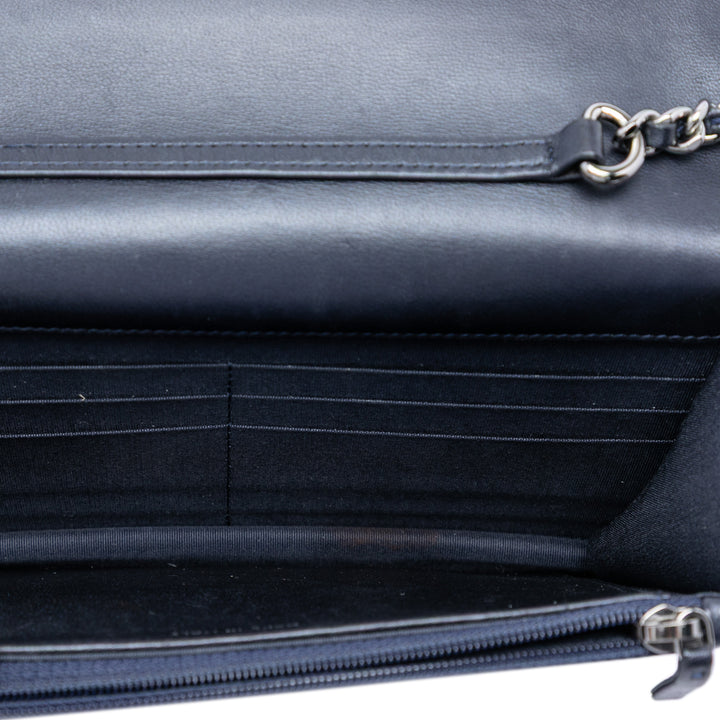 Chanel CC Matelassé Cuir d’agneau Perle Strap Wallet on Chain