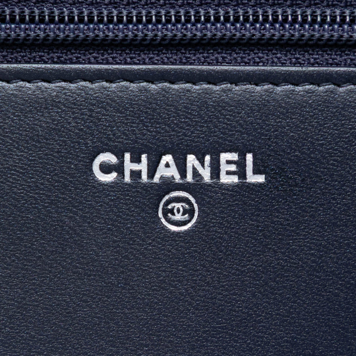 Chanel CC Matelassé Cuir d’agneau Perle Strap Wallet on Chain