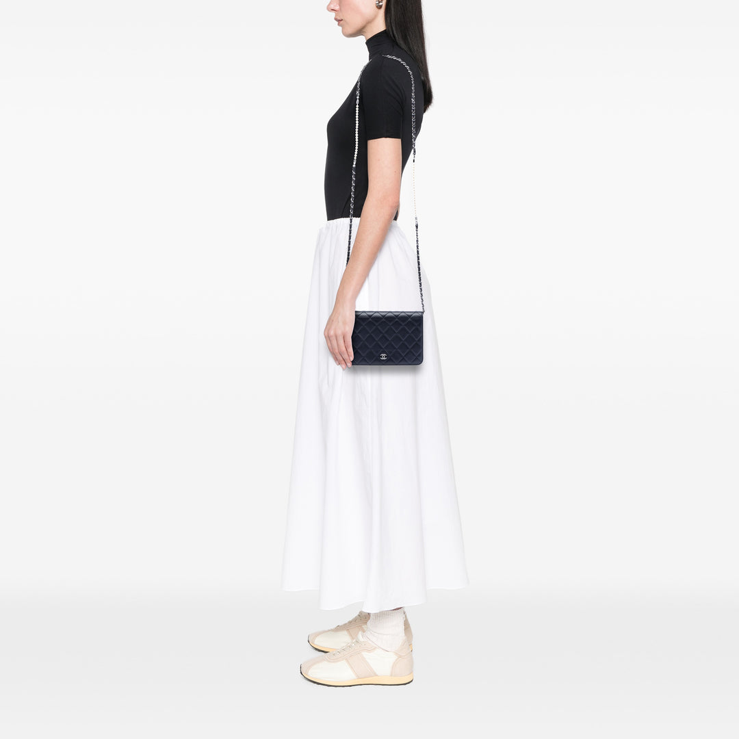 Chanel CC Matelassé Cuir d’agneau Perle Strap Wallet on Chain