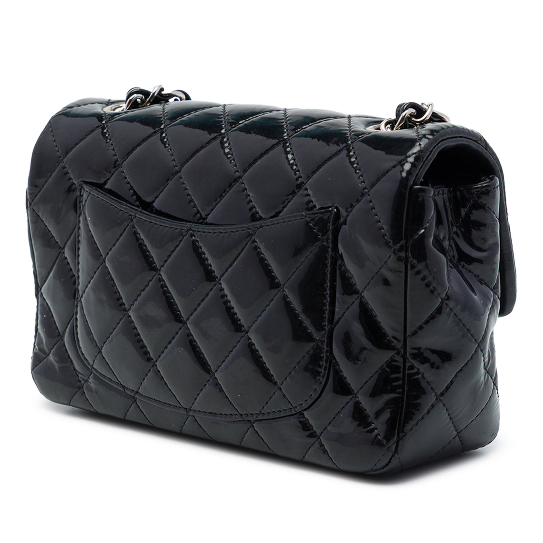 Chanel Classic Rectangulaire Rabat simple Mini Noir – vue 2 – GABY PARIS