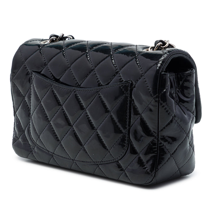 Chanel Classic Rectangulaire Rabat simple Mini Noir – vue 2 – GABY PARIS