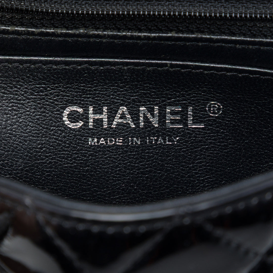 Chanel Classic Rectangulaire Rabat simple Mini Noir – vue 5 – GABY PARIS
