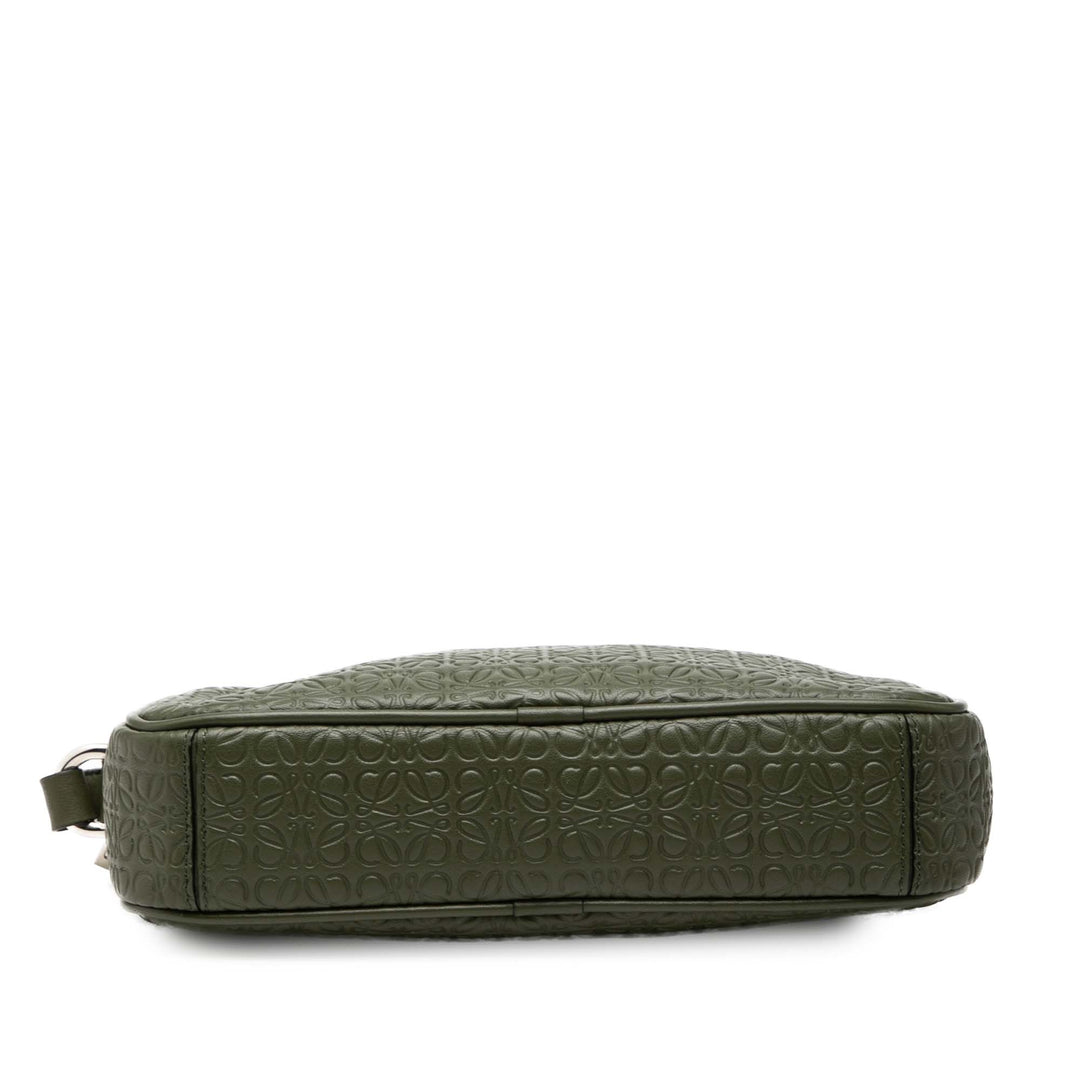 LOEWE embossé Anagram Cuir Wristlet Pochette
