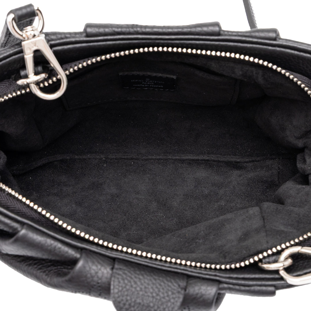 Louis Vuitton Mahina Scala Pochette Mini Monogram Noir – vue 4 – GABY PARIS