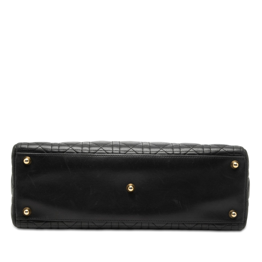 Dior Large Cuir d’agneau Cannage Lady Dior