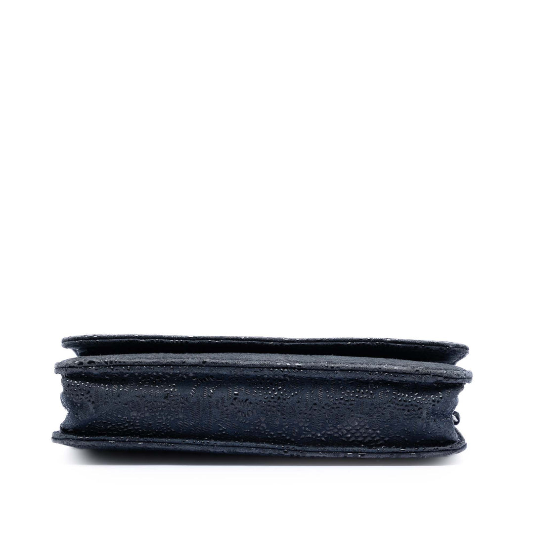 Chanel CC Lace Overlay Cuir de chèvre Wallet on Chain