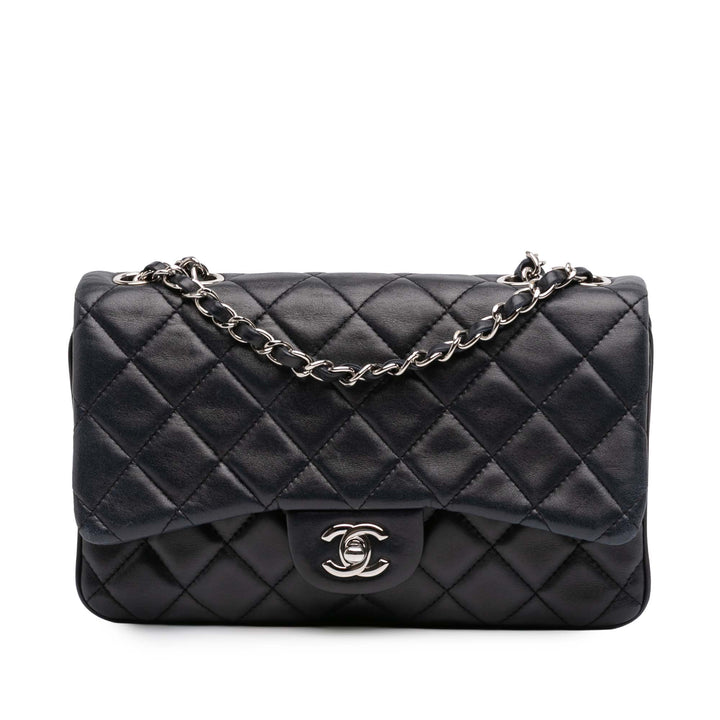 Chanel Medium Matelassé Cuir d’agneau 3 Accordion à rabat