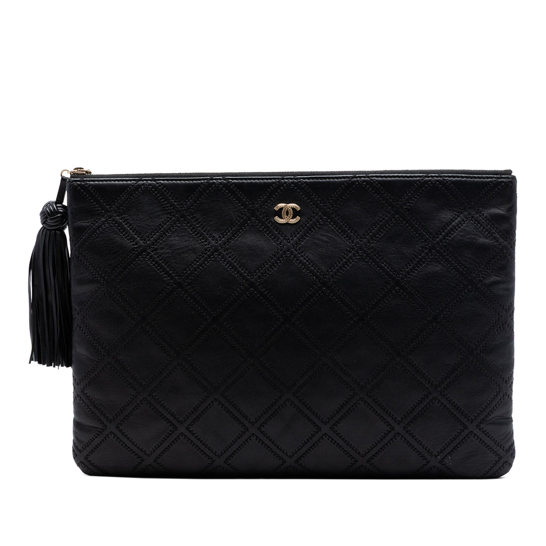 Chanel Large Matelassé Cuir d’agneau Double Stitch Pompon O Étui Pochette
