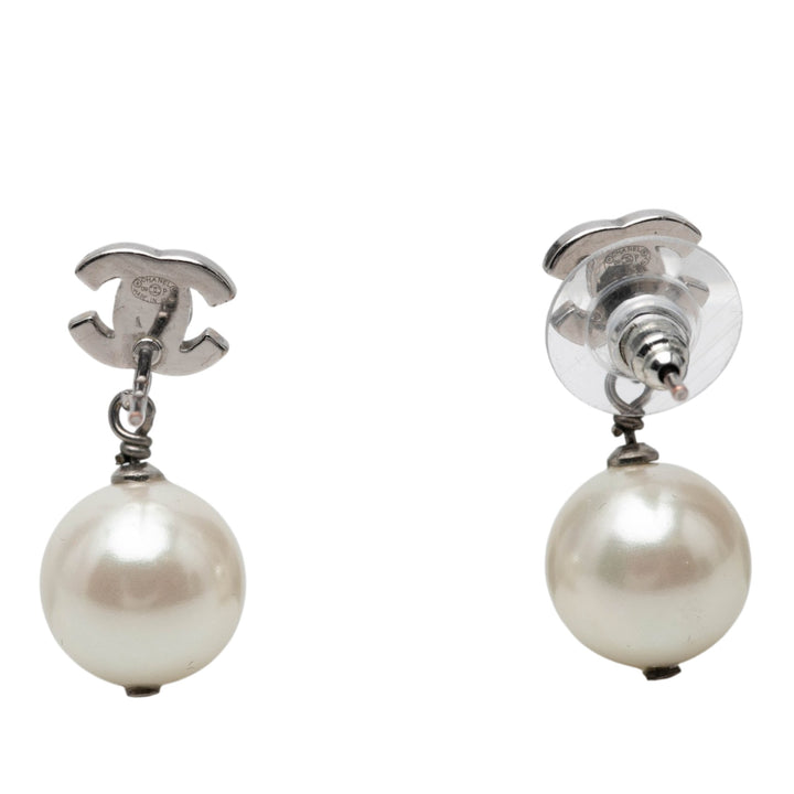 Chanel CC Brass Strass et Perles fantaisie pendantes Bullet Back Boucles d’oreilles