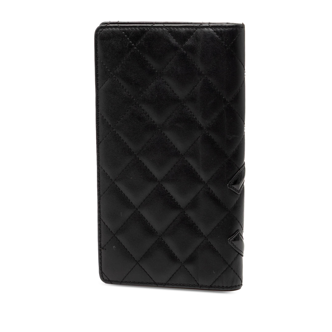 Chanel Matelassé Cuir d’agneau Cambon Ligne Bifold Portefeuille