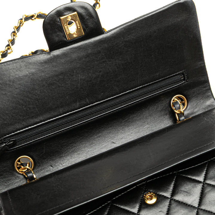 Chanel Medium Classic Cuir d’agneau Double rabat Noir – GABY PARIS Authentique