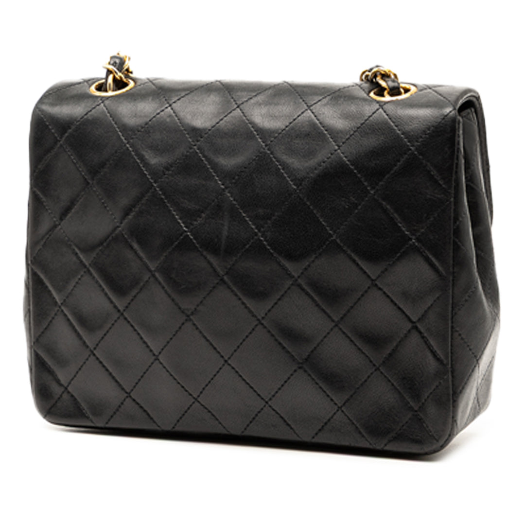 Chanel Mini Square Cuir d’agneau Straight Simple rabat