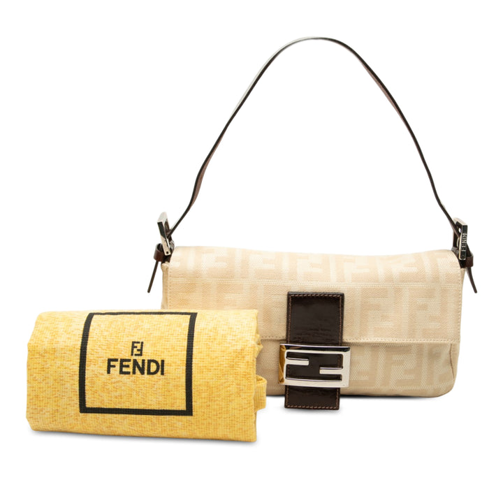 Fendi Sac porté épaule Zucca Baguette Beige – vue 7 – GABY PARIS