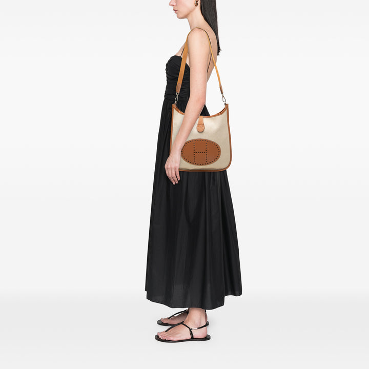 Hermès Sac bandoulière Evelyne I 33 Swift Marron – vue 6 – GABY PARIS