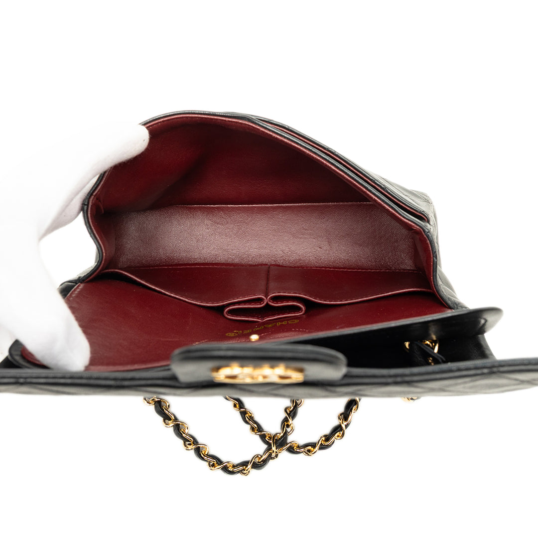 Classic Double rabat Petit Cuir d'agneau Noir