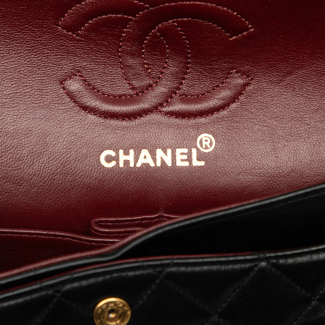 Classic Double rabat Petit Cuir d'agneau Noir