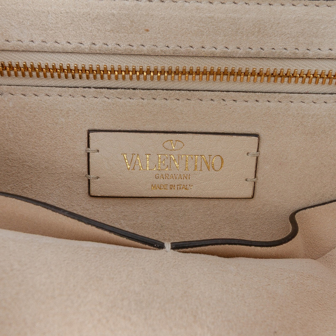 grainé Roman Stud Sac Grand Cuir de veau grainé Blanc