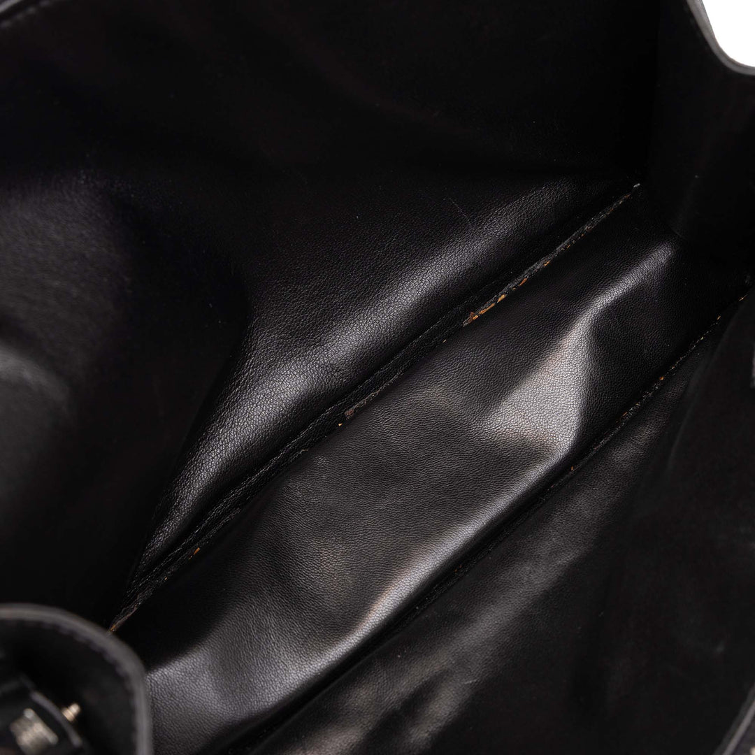 Prada Pochette Bellboy Saffiano Noir – vue 6 – GABY PARIS