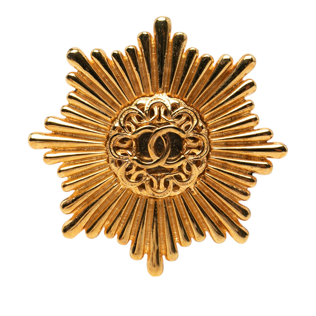 Chanel CC plaqué Starburst Broche