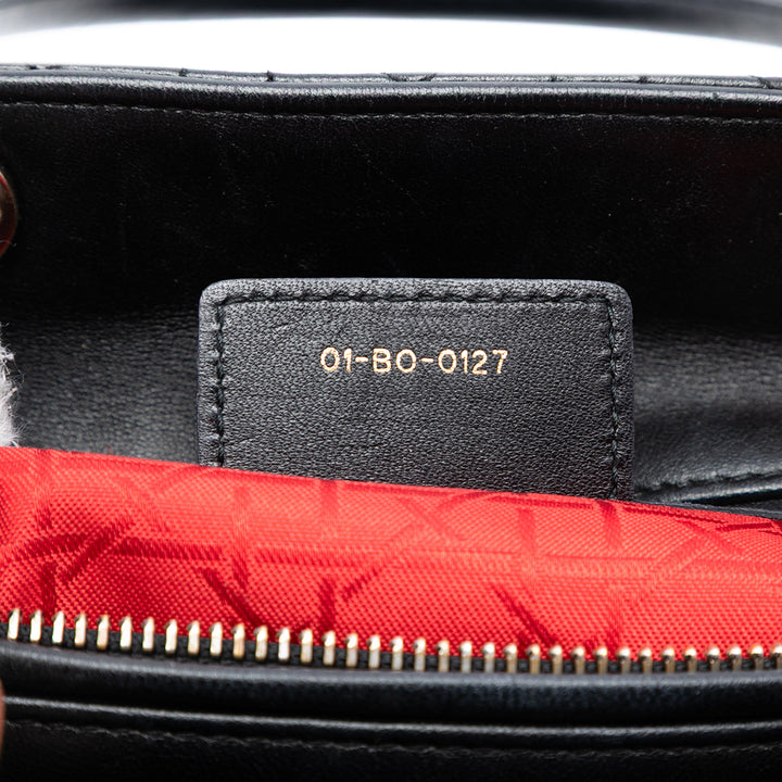 Dior Medium Cuir d’agneau Cannage Lady Dior