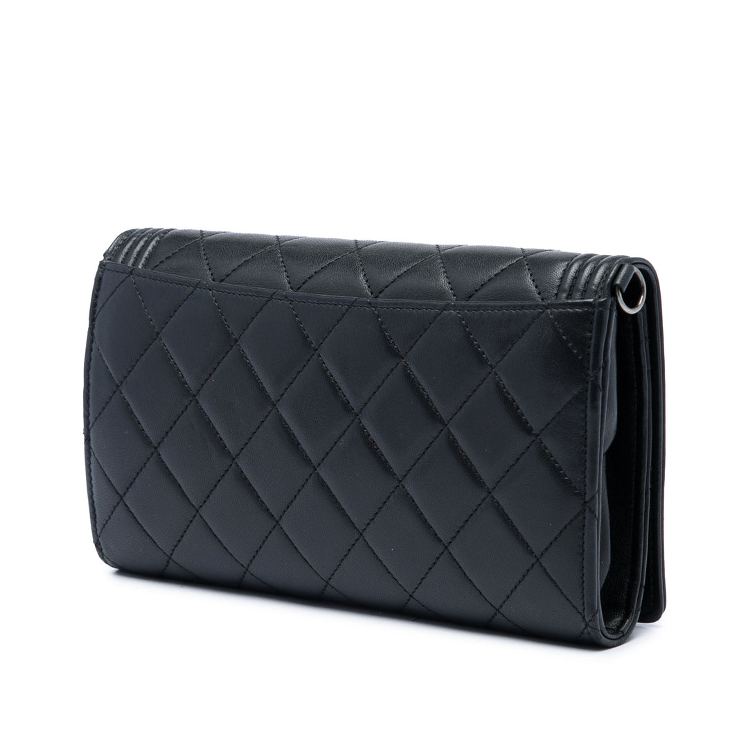 Chanel Matelassé Boy Wallet on Chain Cuir d'agneau Noir