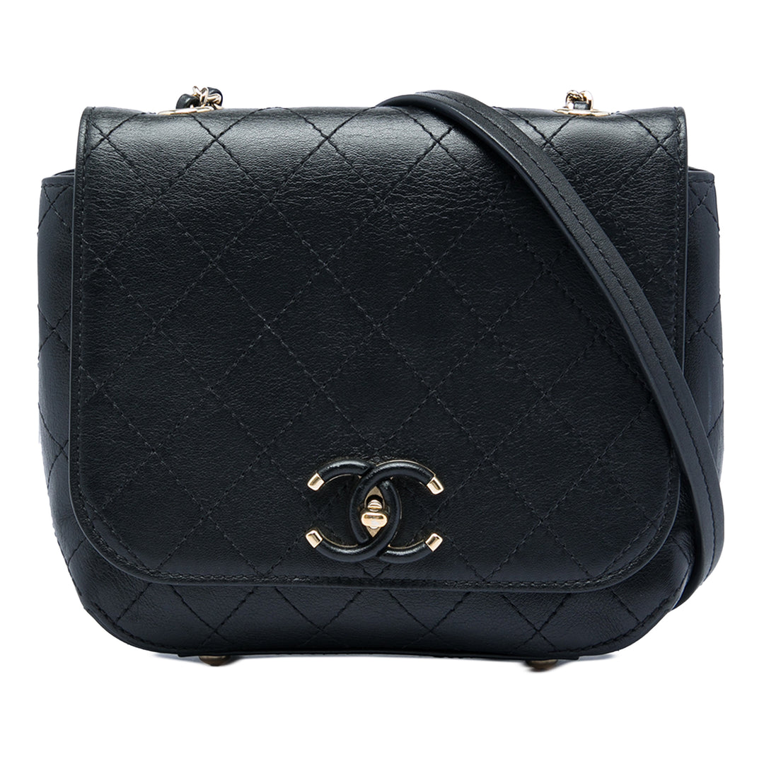 Chanel Small Surpiqué Cuir de veau Covered CC à rabat